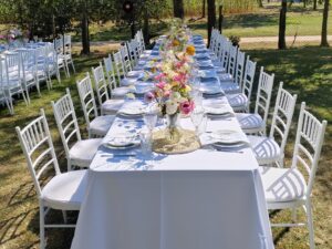 Iznajmljivanje belih pravougaonih stolnjaka