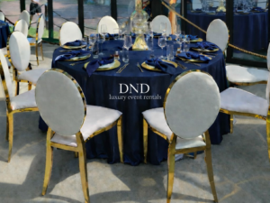 Luksuzni teget stolnjaci iznajmljivanje